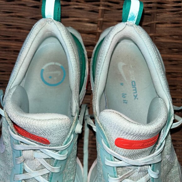 NIKE-INVINCIBLE RUN 3-ZOOM X-JADE ICE -WOMENS SIZE 10 - Picture 13 of 15